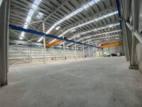 ÇAYIROVA’DA 25000M² KİRALIK VİNÇLİ FABRİKA “BURADA”