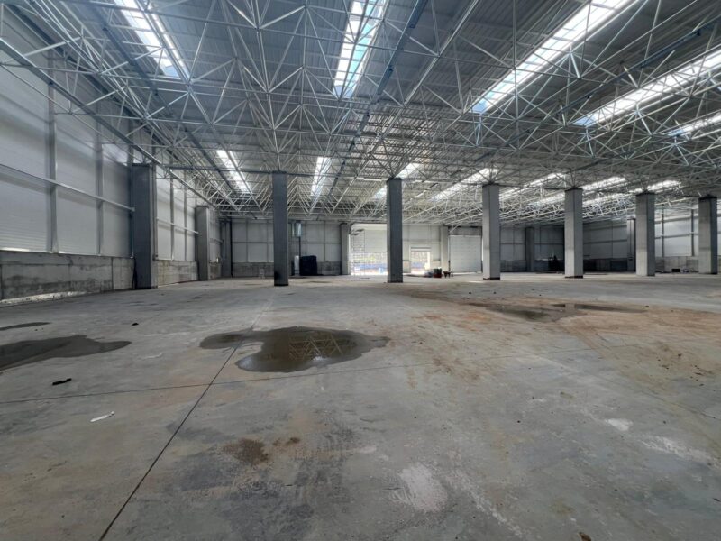 DİLOVASI TEPECİKDE 1.700 M² KİRALIK FABRİKA BURADA